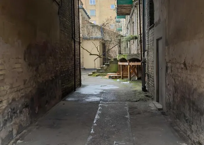 Breeze Flat X Self Check-in Apartment *